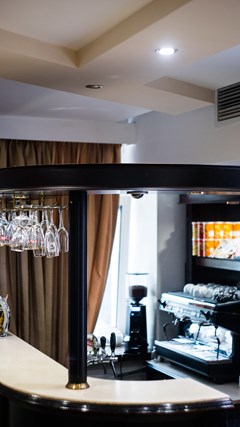 Moscow Holiday Hotel: Bar - photo 9
