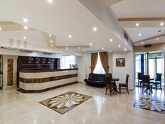 Moscow Holiday Hotel: Lobby - photo 1