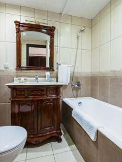 Moscow Holiday Hotel: Room DOUBLE SINGLE USE BUSINESS - photo 26