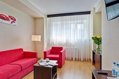 Sevastopol Modern: Room FAMILY ROOM CAPACITY 1 - photo 38