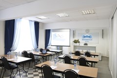Sherston: Conferences - photo 3
