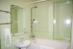 Sherston: Room STUDIO CAPACITY 1 - photo 13