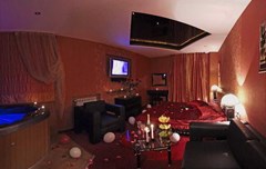 Alex Hotel on Budapeshtskaya: Room - photo 3