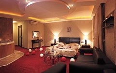 Alex Hotel on Budapeshtskaya: Room - photo 7