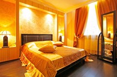 Alex Hotel on Budapeshtskaya: Room - photo 11
