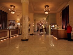 Astoria: Lobby - photo 9
