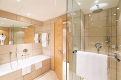 Crowne Plaza St. Petersburg Airport: Room - photo 15