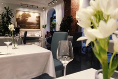 Golden Triangle Hotel: Restaurant - photo 34