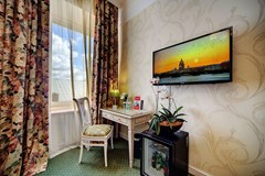 Golden Triangle Hotel: Room DOUBLE SINGLE USE DELUXE - photo 109