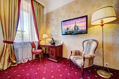 Golden Triangle Hotel: Room DOUBLE SINGLE USE DELUXE - photo 126