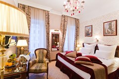 Golden Triangle Hotel: Room DOUBLE DELUXE - photo 172