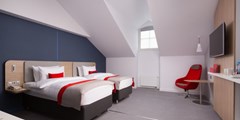 Holiday Inn Express St. Petersburg - Sad: Room - photo 17