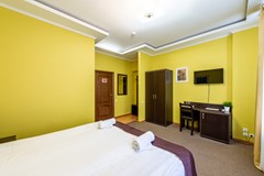 K-Hotel: Room Double or Twin STANDARD - photo 6