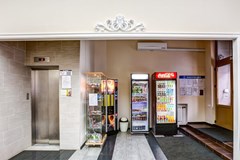 On Rimskogo-Korsakova: Lobby - photo 6