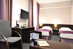 Russ: Room - photo 36