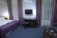 Russ: Room - photo 52