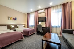 Russ: Room JUNIOR SUITE TWO BEDS - photo 127