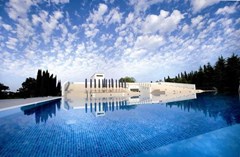 Rodina Grand Hotel & Spa: Pool - photo 11
