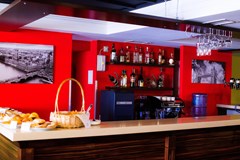 Zhemchuzhina Vladivostok: Bar - photo 1