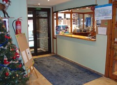 Guineu: Lobby - photo 1
