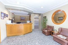 Paris Hotel: Lobby - photo 18