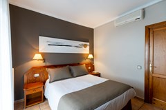 Paris Hotel: Room Double or Twin STANDARD - photo 22
