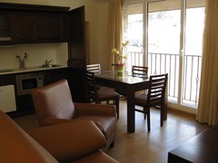 L'Obaga Blanca: Room TRIPLE CAPACITY 3 - photo 8