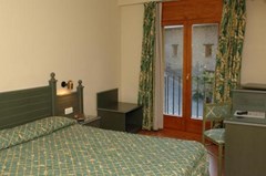 Sant Jordi: Room Double or Twin STANDARD - photo 4