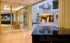 Plaza: Lobby - photo 11