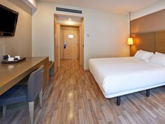 NH Andorra la Vella: Room DOUBLE SINGLE USE SUPERIOR - photo 9