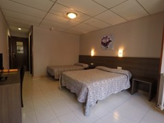 City M28: Room TRIPLE STANDARD - photo 58