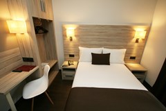 Pyrénées: Room DOUBLE ECONOMY - photo 8