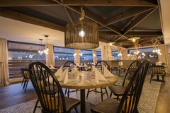 Centric Atiram Hotel: Restaurant - photo 34