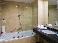 Diana Parc: Room SUITE STANDARD - photo 56