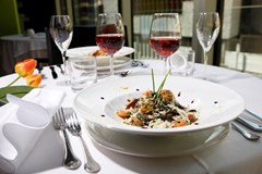 Metropolis: Restaurant - photo 20