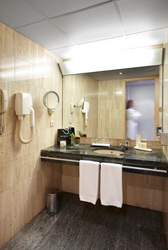 Golden Tulip Andorra Fenix Hotel: Room Double or Twin SUPERIOR - photo 23