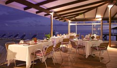 Hotel Coco De Mer & Black Parrot Suites - photo 17