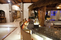 Hotel Coco De Mer & Black Parrot Suites - photo 4