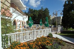 Holiday Village - photo 20