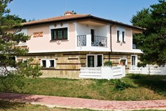 Holiday Village - photo 27