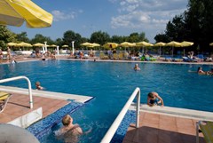 Holiday Village - photo 28
