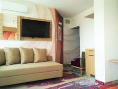 Europe Hotel & Casino - photo 2