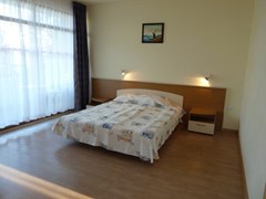 Avenue Aparthotel - photo 2