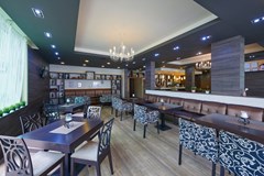 Central Plaza - photo 1