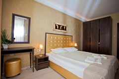 Harmony Suites 2 & 3 Aparthotel - photo 19