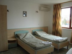 Ilka Family Hotel - photo 2