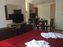 Sunrise Apartments by Interhotel Pomorie - photo 10