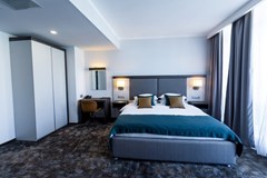 Best Western Plus Premium Inn Hotel - photo 20
