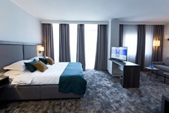 Best Western Plus Premium Inn Hotel - photo 21
