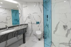 Best Western Plus Premium Inn Hotel - photo 34